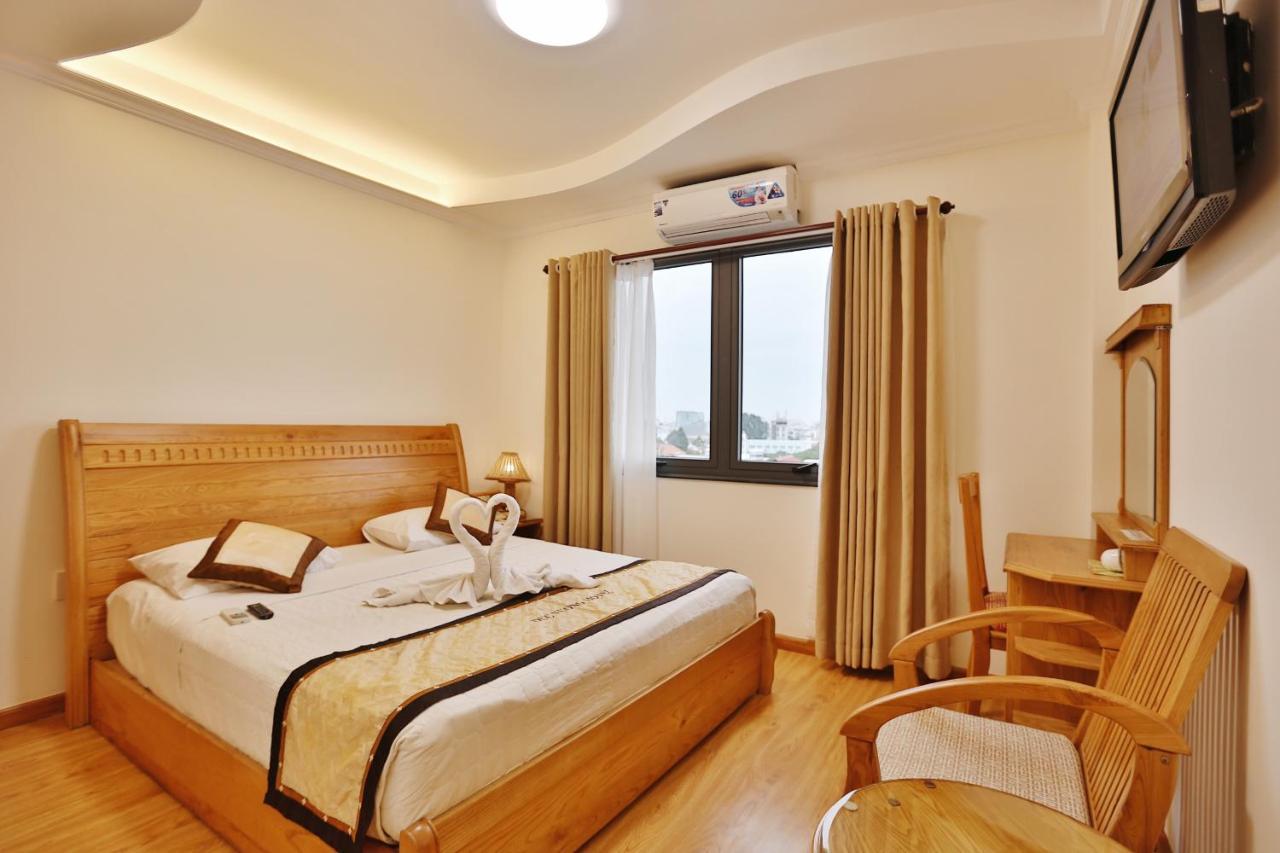 Duc Vuong Saigon Hotel - Cao Thang Хошимін Екстер'єр фото